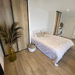 L'hippy Chic Jacuzzi Superbe Vue étang De Thau