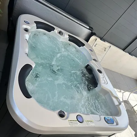 L'hippy Chic Jacuzzi Superbe Vue Etang De Thau Apartament Balaruc-les-Bains