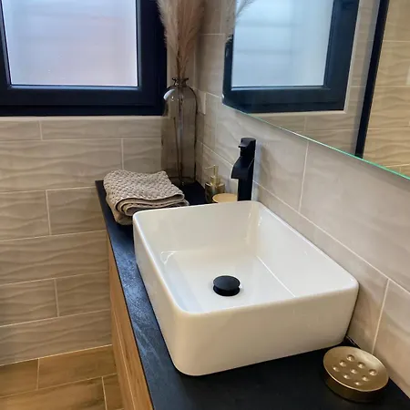 L'hippy Chic Jacuzzi Superbe Vue Etang De Thau Apartament *