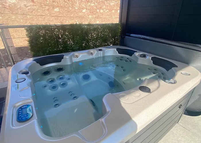 L'hippy Chic Jacuzzi Superbe Vue étang De Thau Balaruc-les-Bains