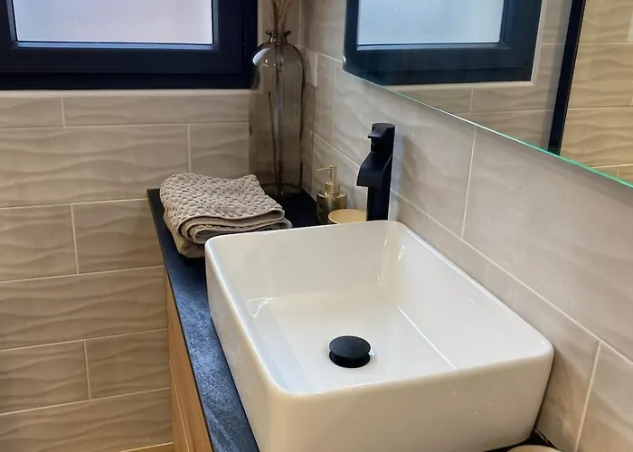 L'hippy Chic Jacuzzi Superbe Vue étang De Thau Apartamento *