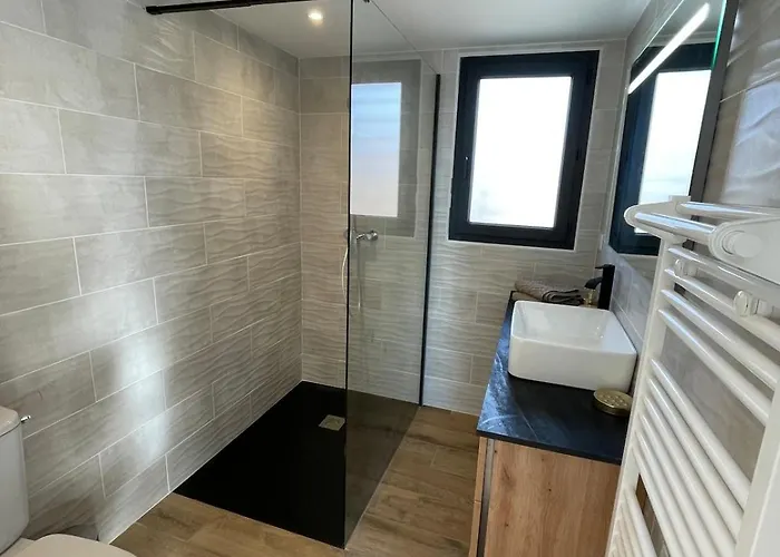 L'hippy Chic Jacuzzi Superbe Vue Etang De Thau Balaruc-les-Bains